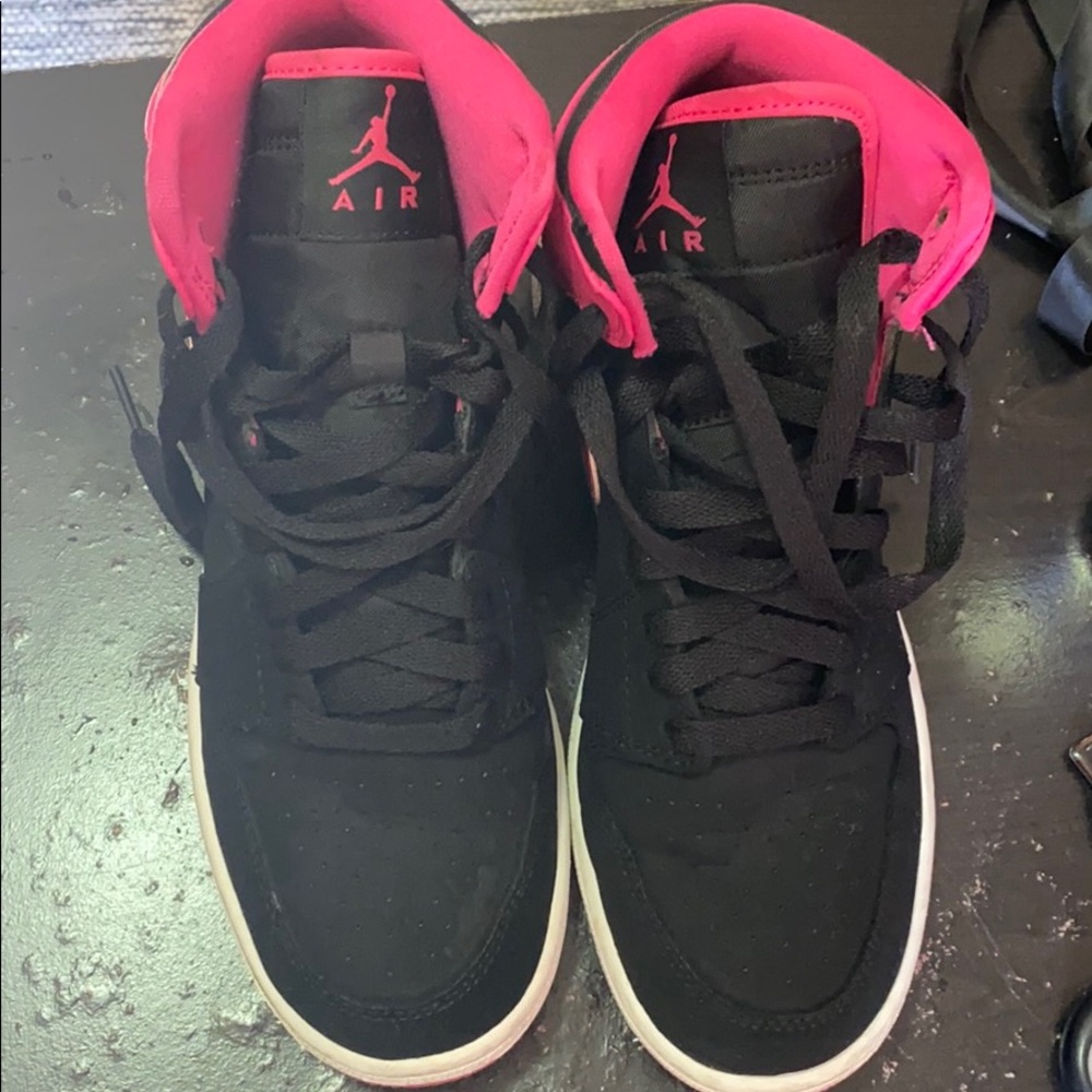 Nike air womans 7 1/2 gently used